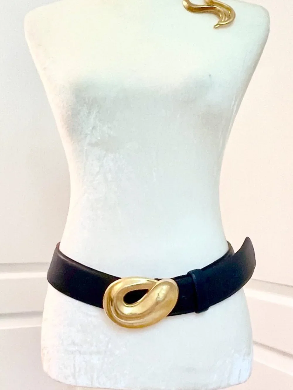 Vintage Robert Lee Morris Leather Belt with Iconic Gold Buckle